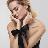 Черные ленты для связывания SILKY SENSUAL HANDCUFFS - Bijoux Indiscrets - купить с доставкой в Ставрополе