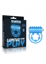 Голубое, светящееся в темноте виброкольцо Lumino Play Vibrating Penis Ring - Lovetoy - в Ставрополе купить с доставкой