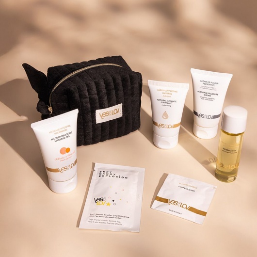 Набор YESforLOV La Trousse Enchantée в черной косметичке - YESforLOV - купить с доставкой в Ставрополе